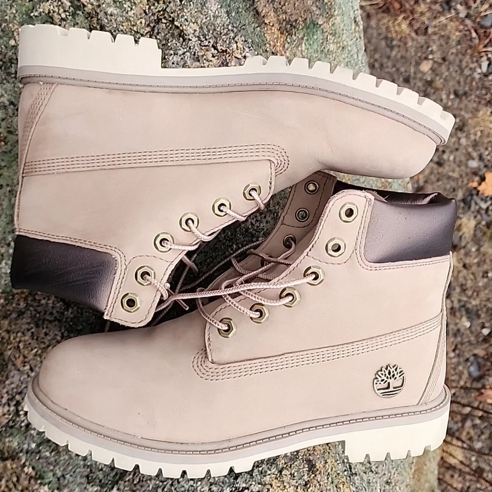Timberland Insulated Light Tan Leather Boots